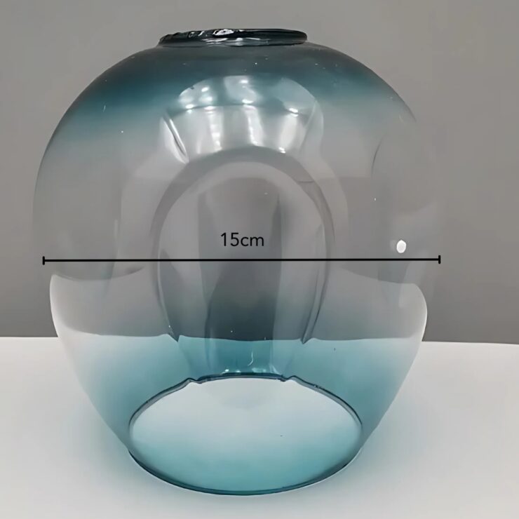 Globe lustre ancien en verre teinté