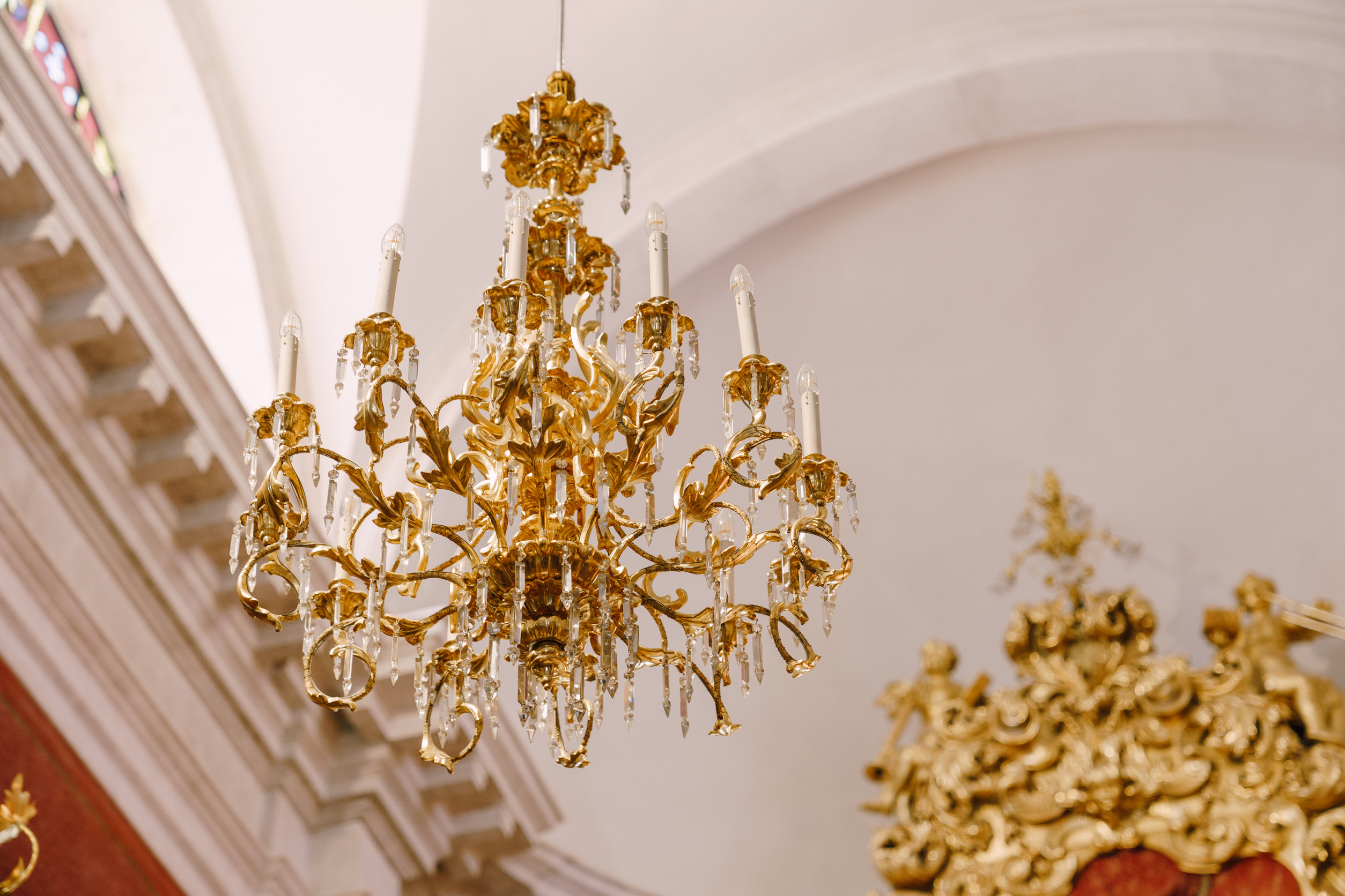 nettoyer un lustre en laiton